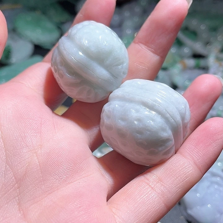 颈饰未镶嵌翡翠天