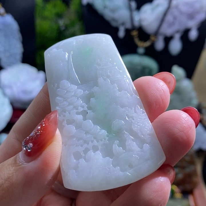 【闪购商品】颈饰未镶嵌翡翠山水