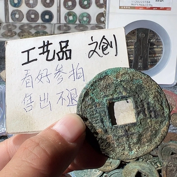 定制现代工艺品大中