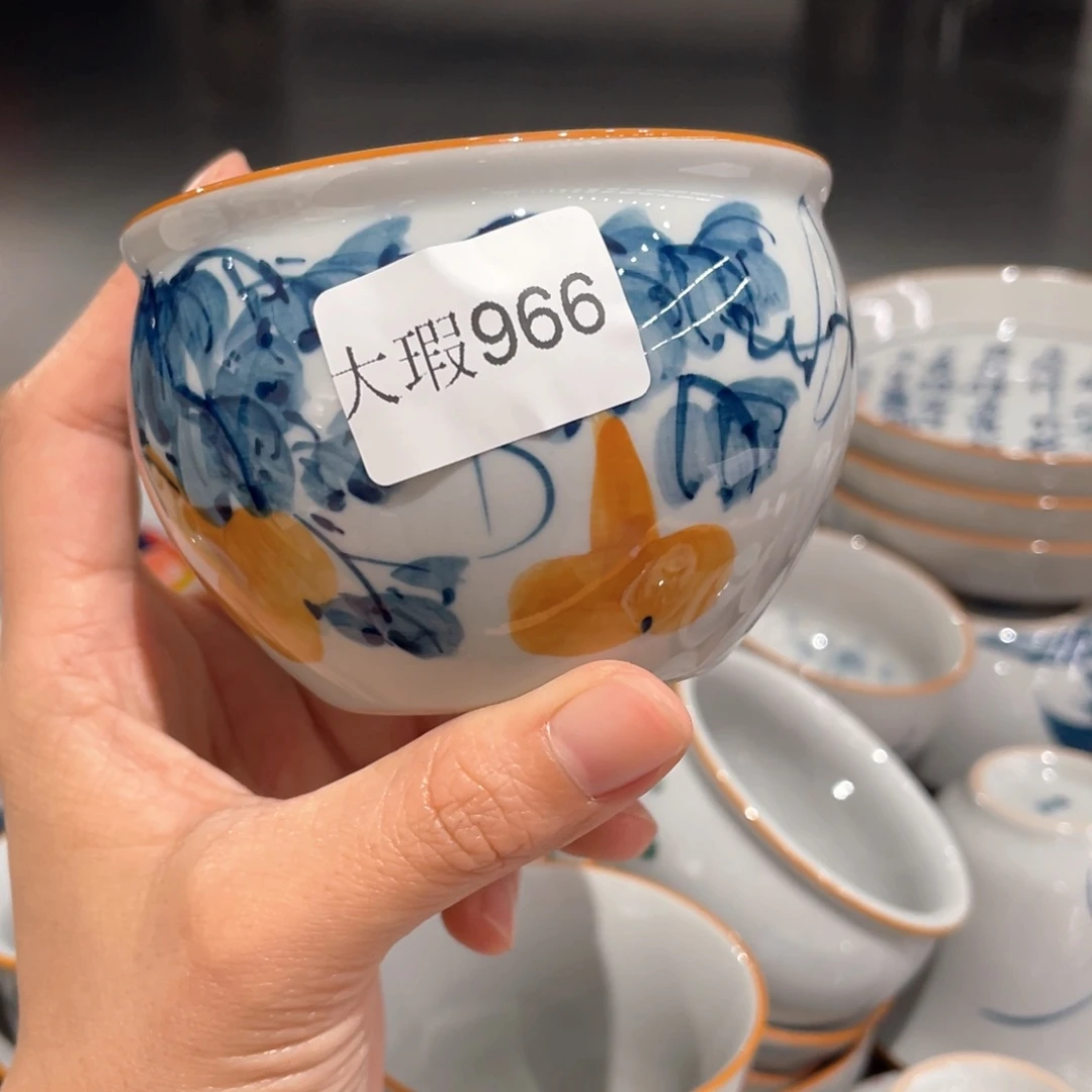 釉下手绘茶具微瑕