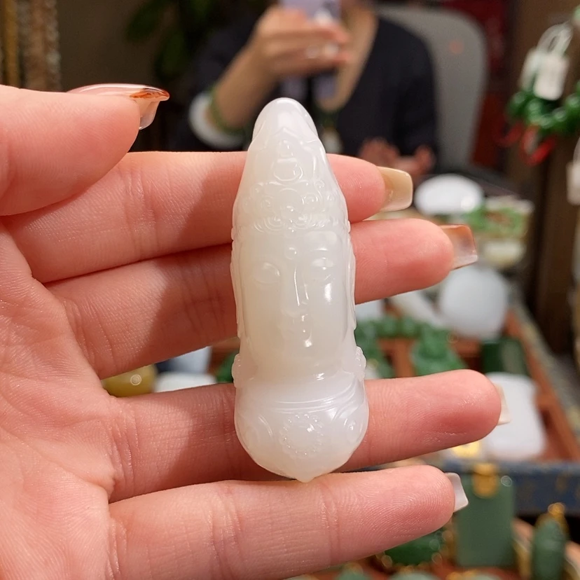 【闪购商品】吊坠(赠链)未镶嵌和田玉