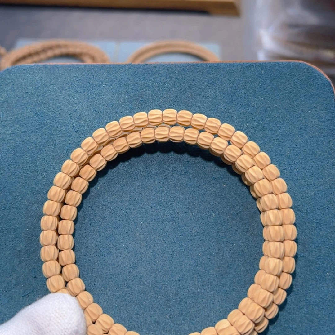 吊坠柏香籽/百香籽左**柳顺gui