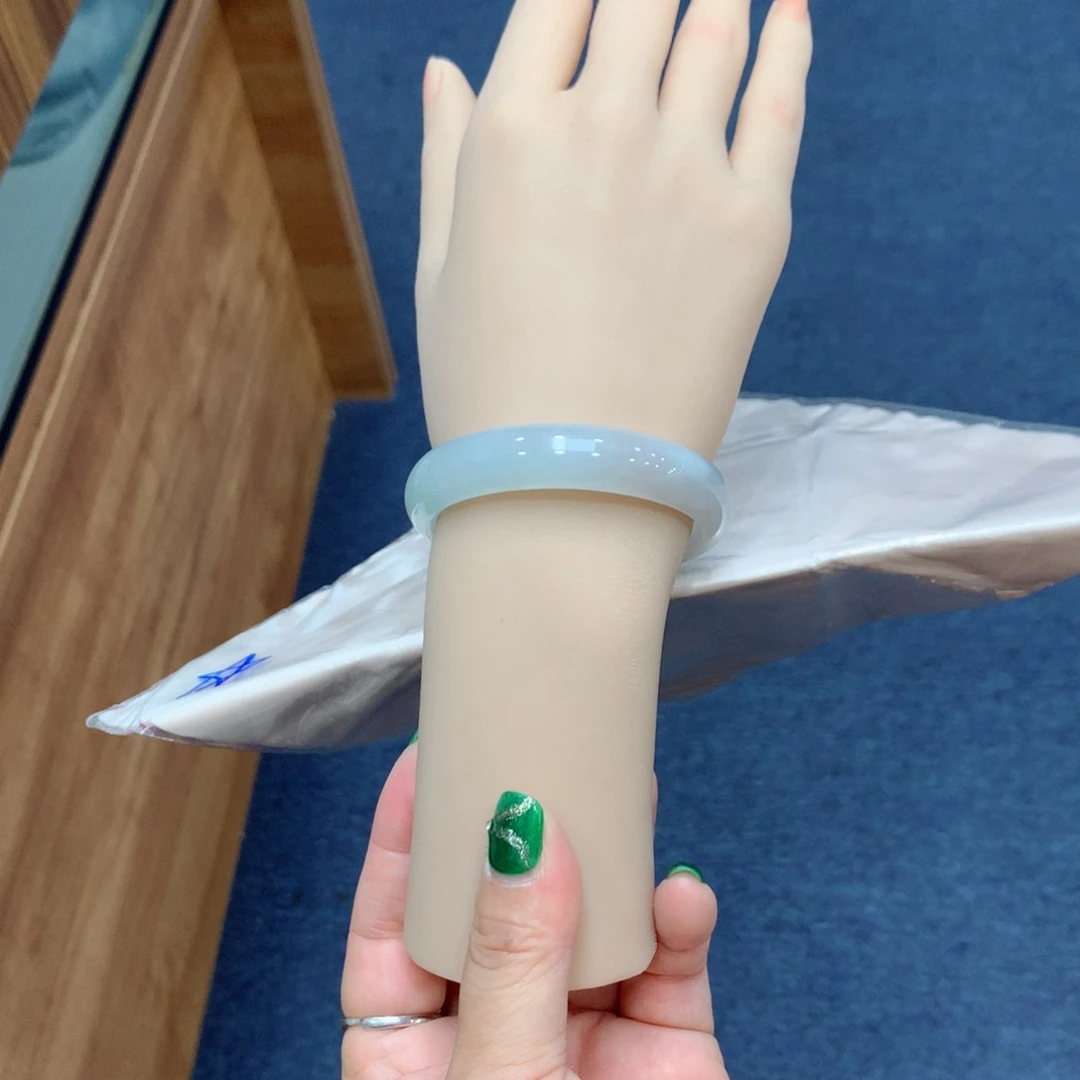 未镶嵌手镯翡翠买断