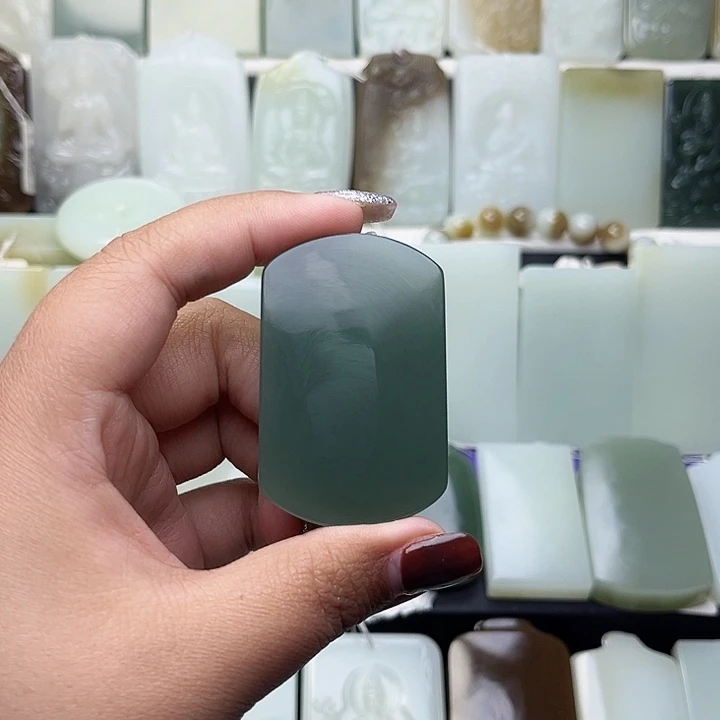 颈饰未镶嵌和田玉明***渠