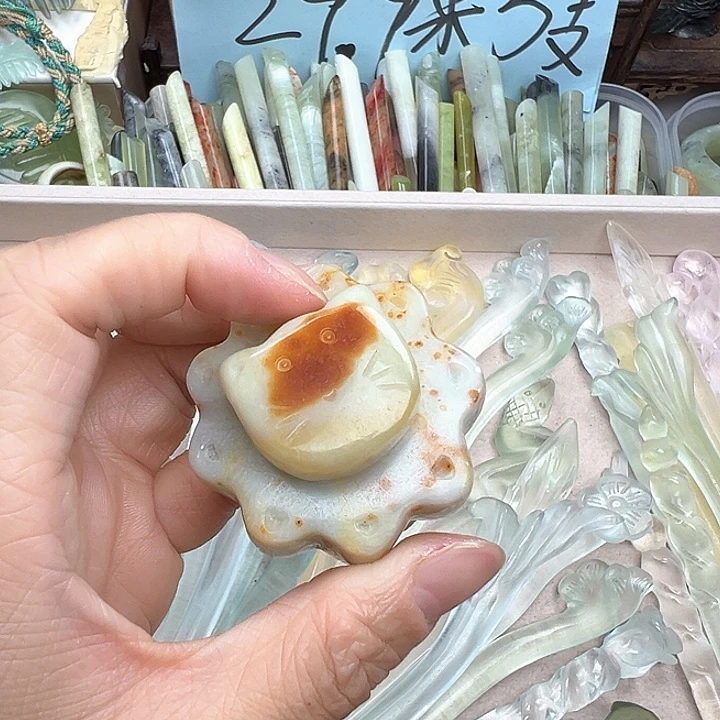 蛇纹石玉未镶嵌发簪