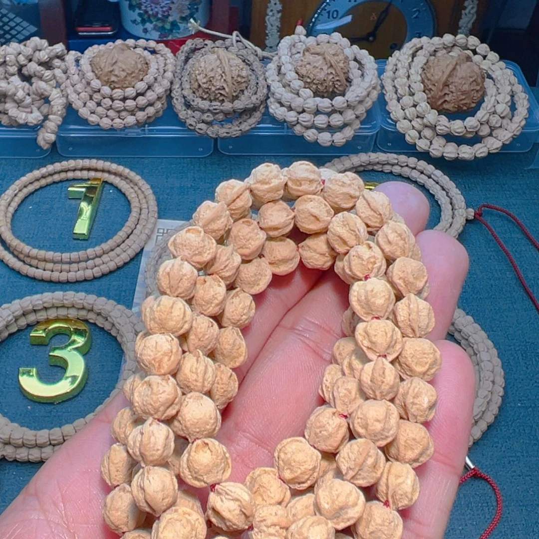 M***p柏香籽/百香籽吊坠