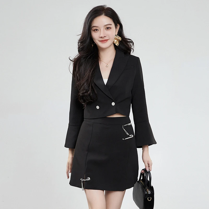 43KF0U0001喇叭袖短外套+半身裙两件套装女