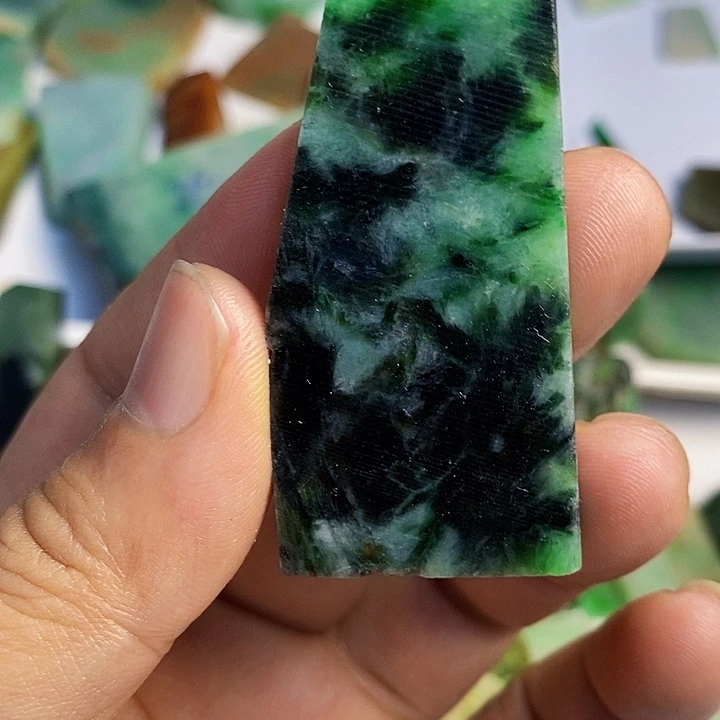 翡翠散珠天然翡翠A货挂件