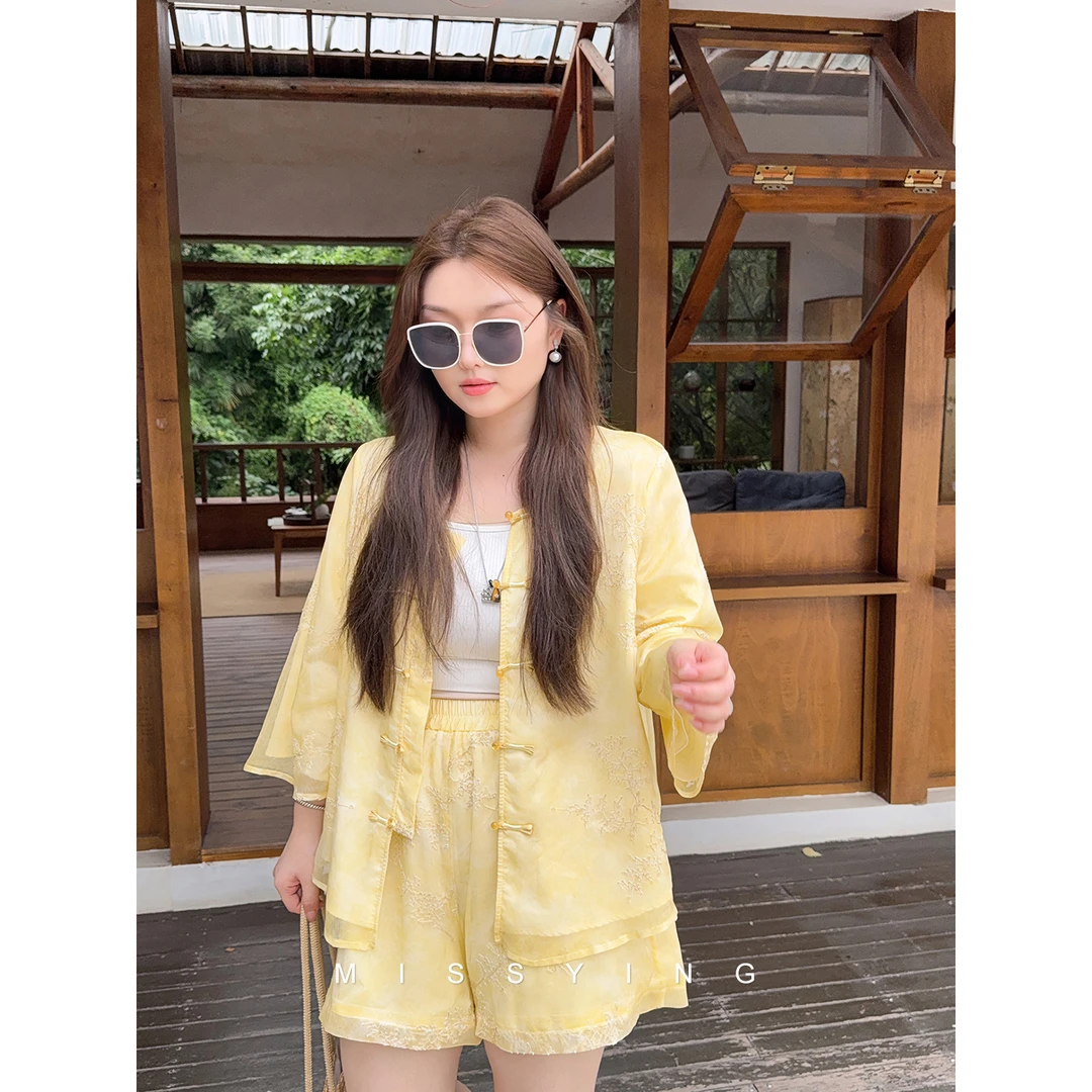 应小姐【椿令】微胖大码显瘦夏季新中式绣花国风盘扣上衣+短裤套装