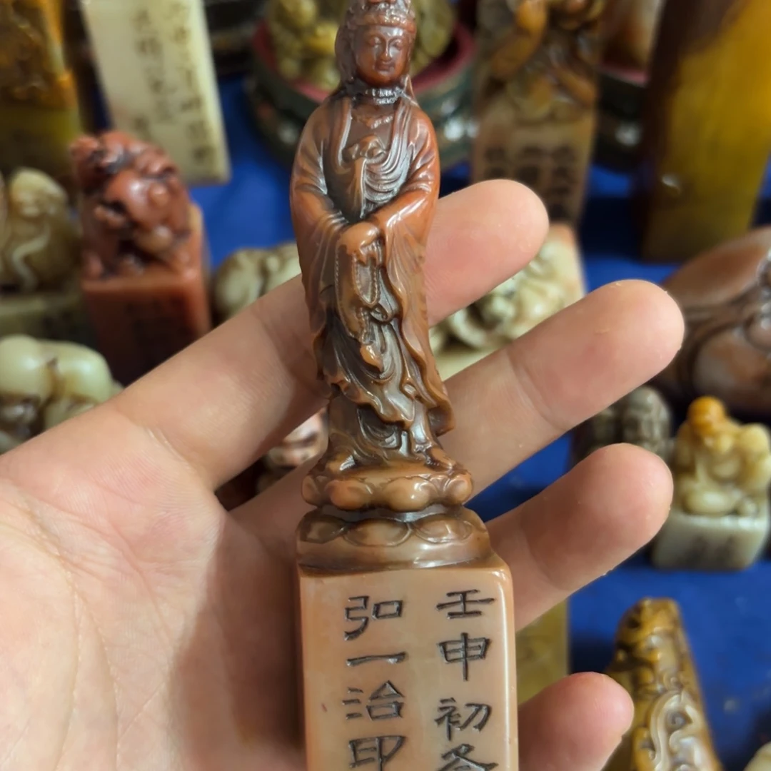 雷***行寿山石印石桌面摆件