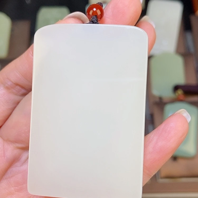 【闪购商品】颈饰未镶嵌和田玉