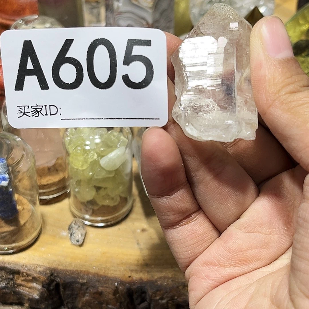 未镶嵌珠宝半成品水晶多样性发其一微瑕