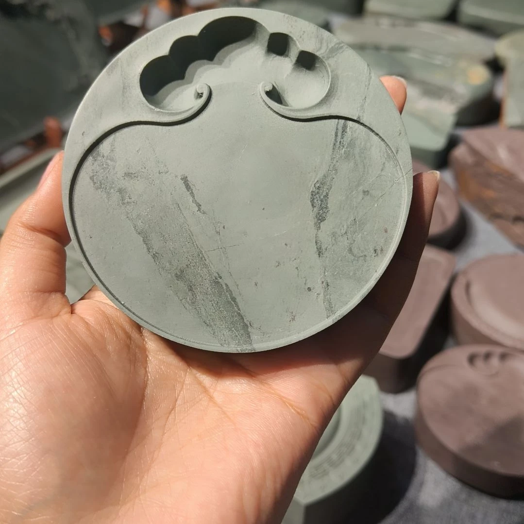 老坑洮砚，喇嘛崖老坑鸭头绿圆如意砚