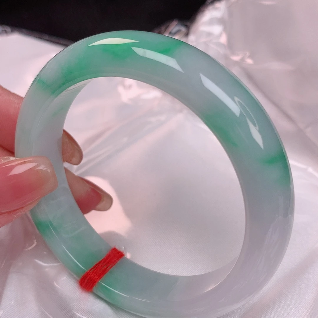 【闪购商品】翡翠手镯未镶嵌55