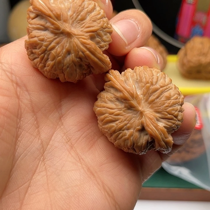 桃核把件39蝴蝶磨盘全品