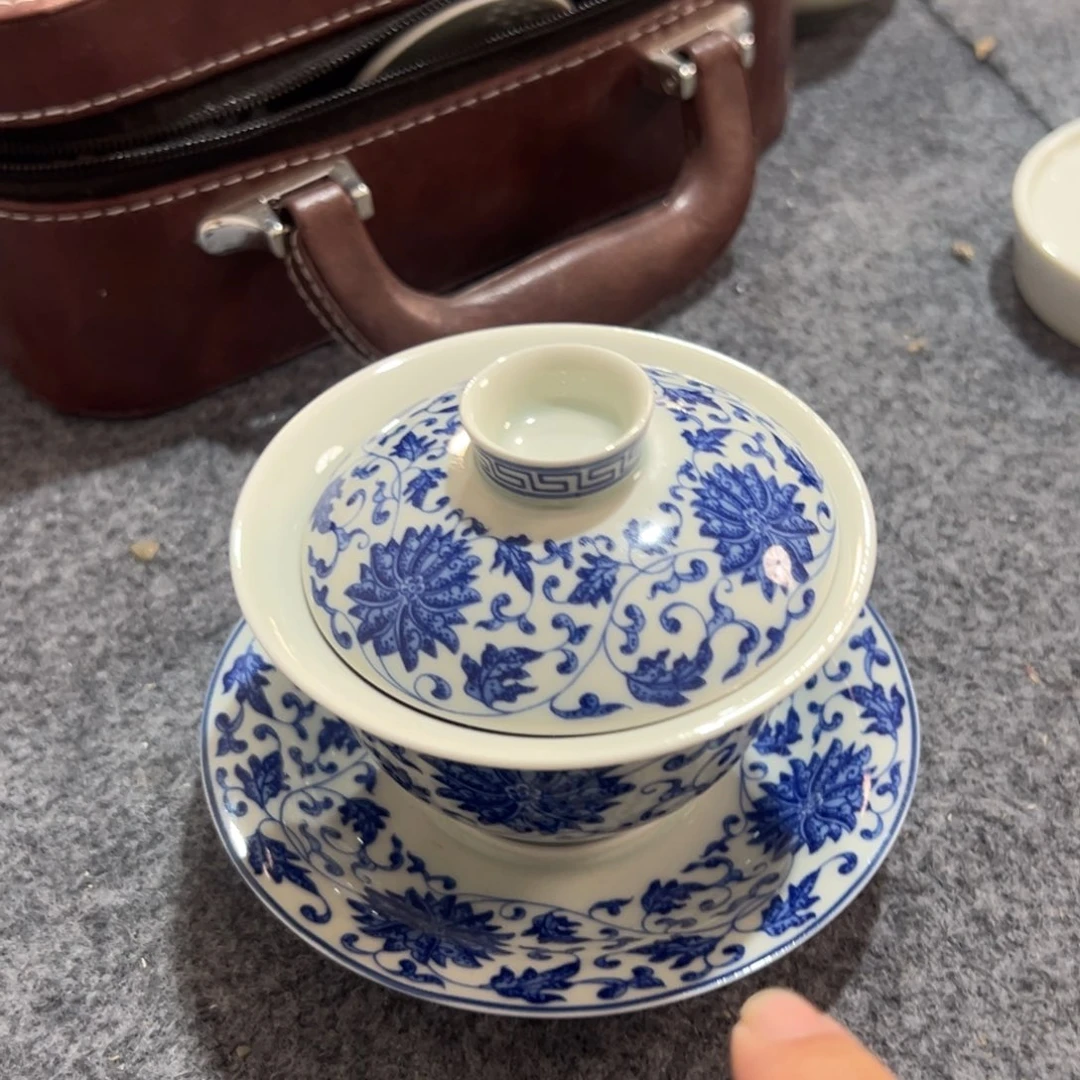 白青花缠枝莲元宝盖碗全