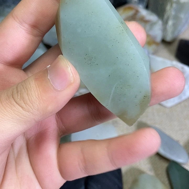 和田玉（糖玉）未镶嵌珠宝半成品