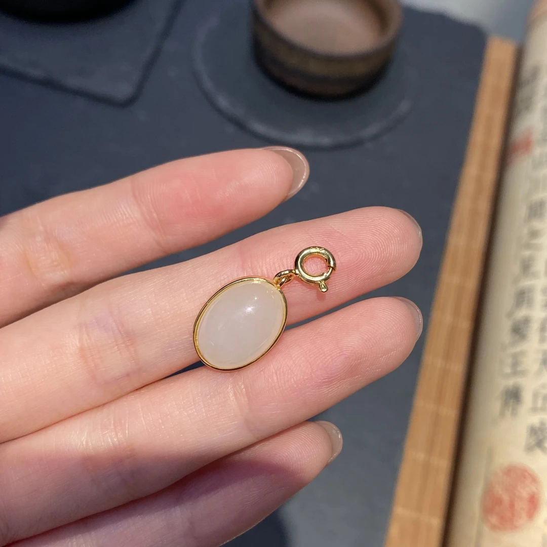 和田玉吊坠  244267