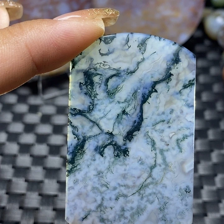 【闪购商品】玛瑙/玉髓颈饰未镶嵌全**然