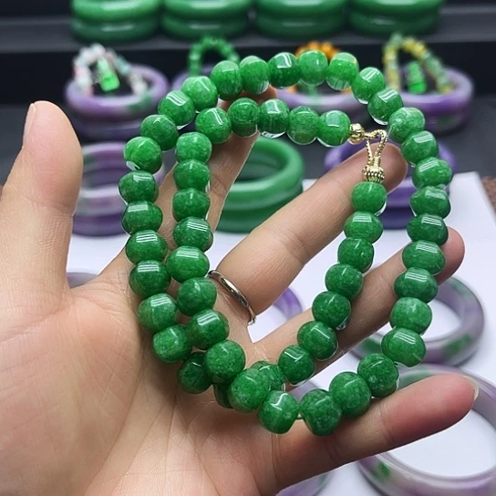 项链未镶嵌石英质玉（佘太翠）