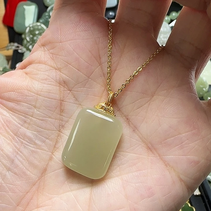 颈饰银S925镶嵌和田玉