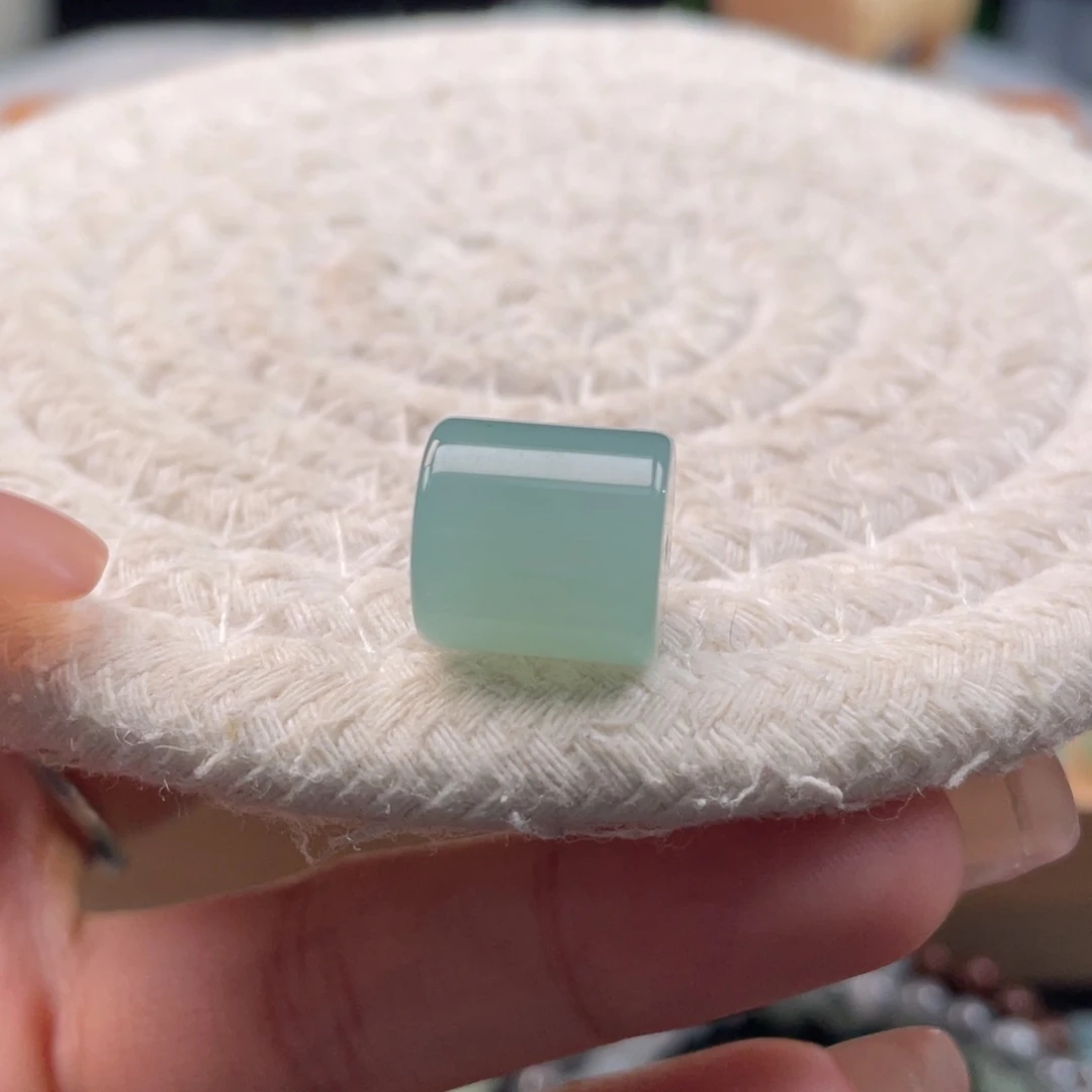 未镶嵌定制翡翠天然缅甸翡翠a货冰胶细腻桶珠12.5-12.3