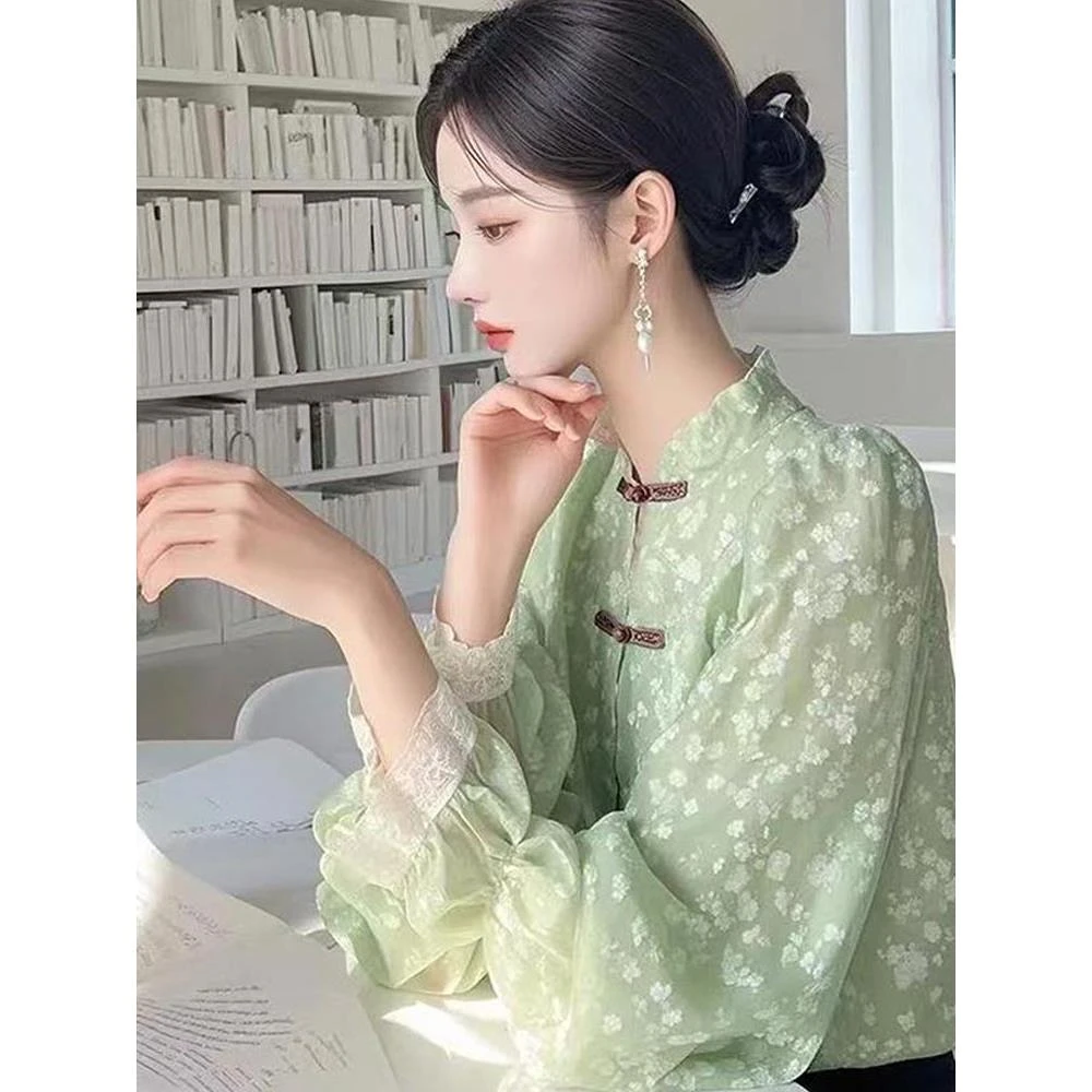 新中式绿色雪纺衬衫2025春季新款高级小众不撞款气质女士长袖上衣
