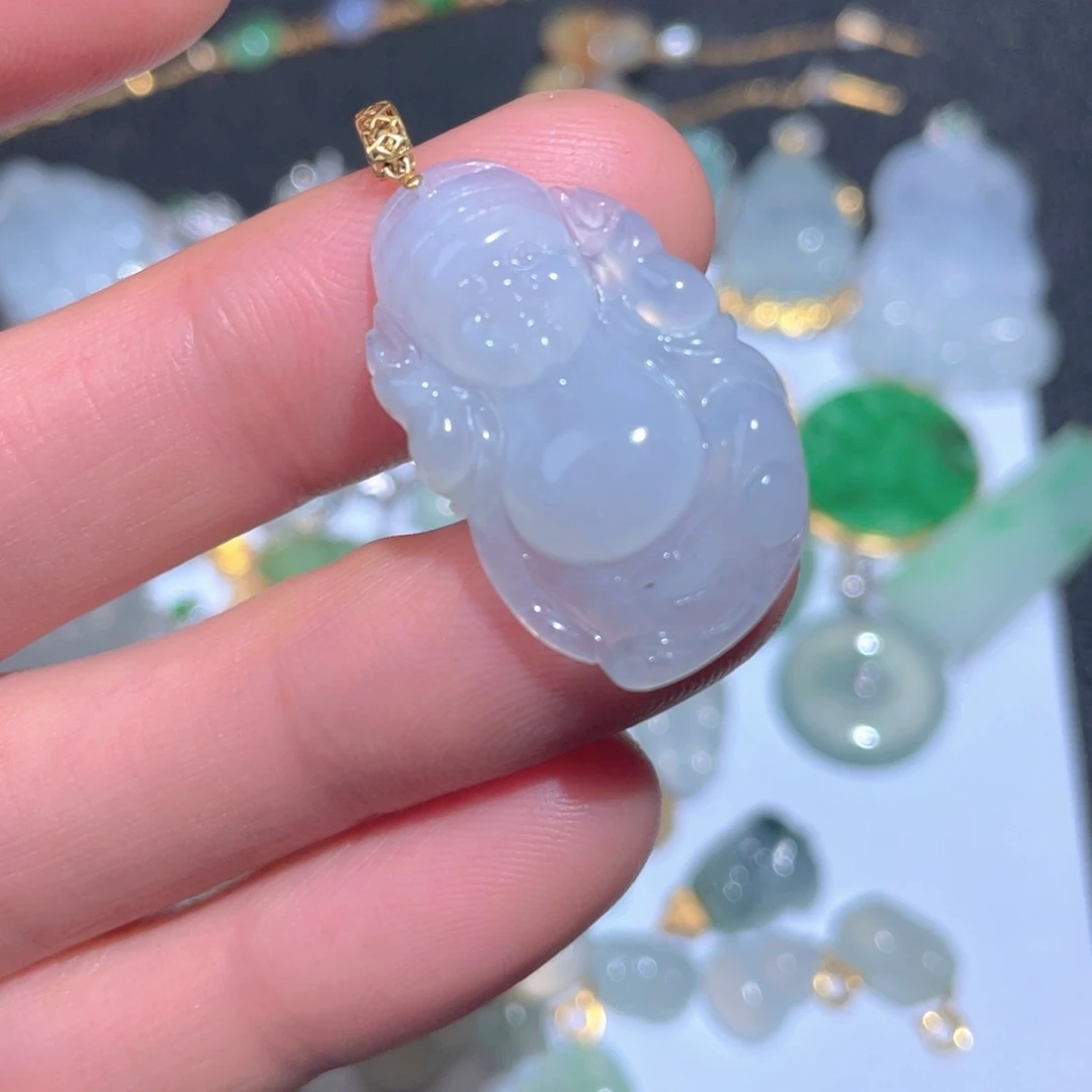 翡翠颈饰18K金镶嵌翡翠