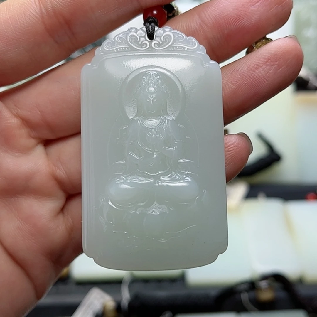 【闪购商品】颈饰未镶嵌和田玉