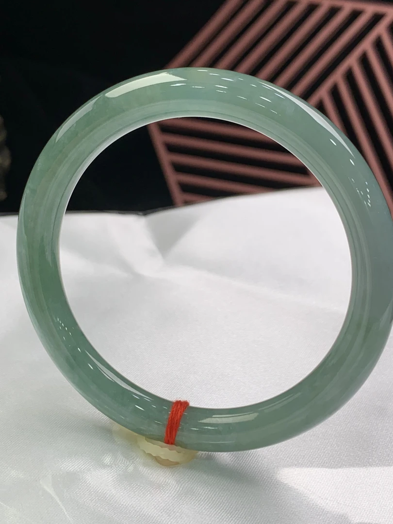 天然翡翠手镯A货油青-圆条尺寸56.7*8.8料老正宗缅甸玉镯女款