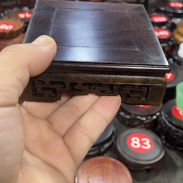 琉璃手工艺品红木底座工艺品