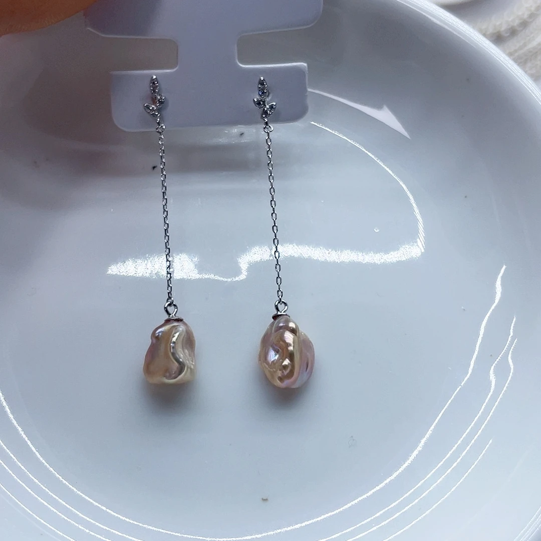 银S925镶嵌耳饰淡水珍珠