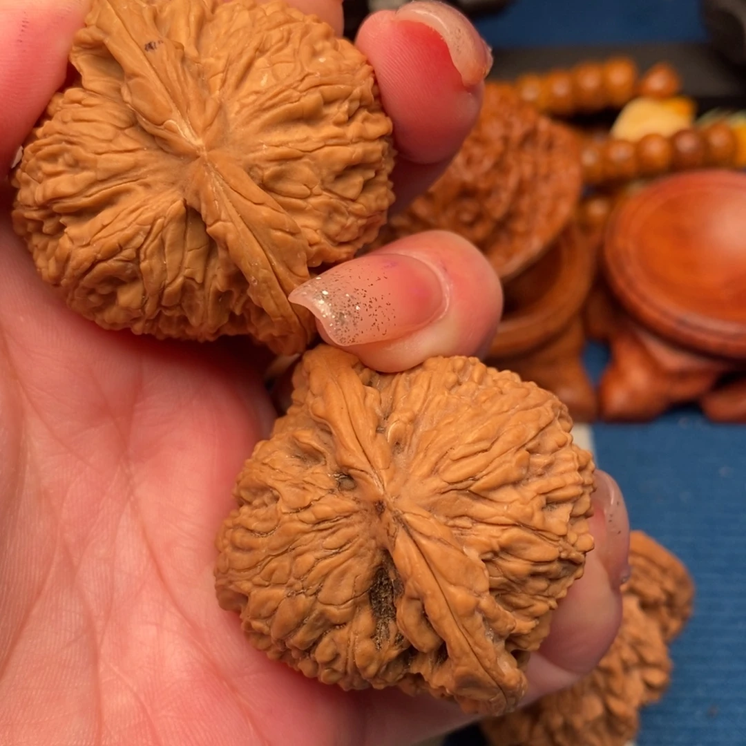 *****文玩核桃吊坠南疆