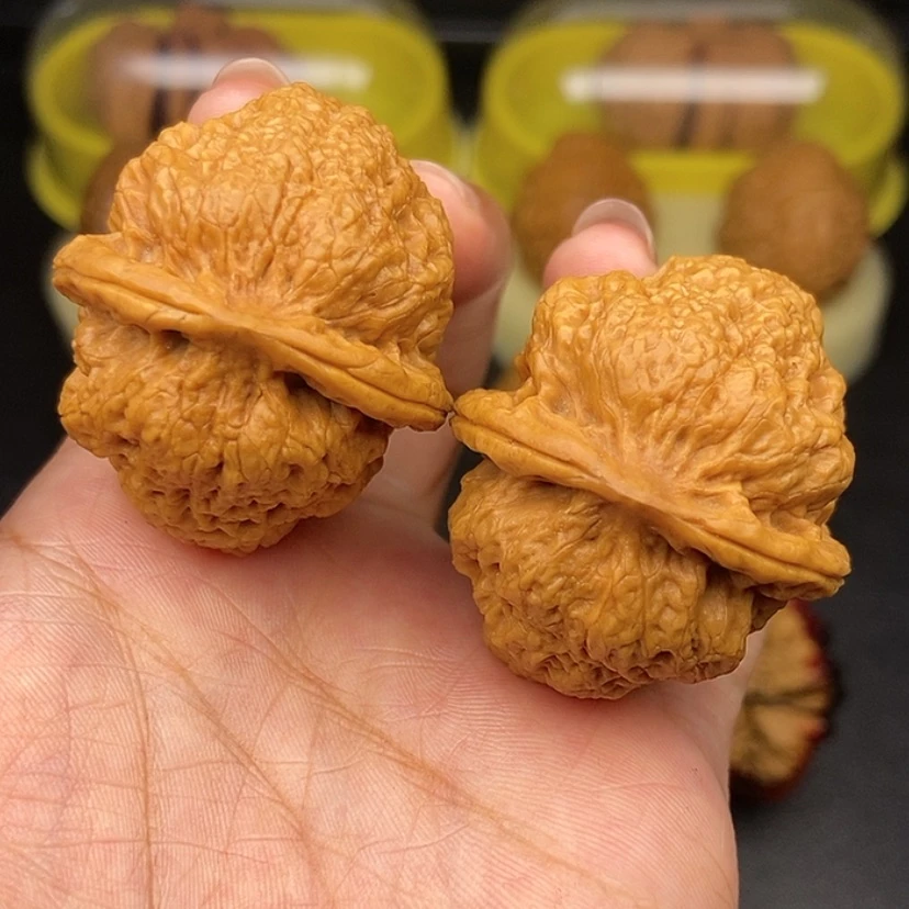 【闪购商品】文玩核桃把件42尺鱼子金蟾
