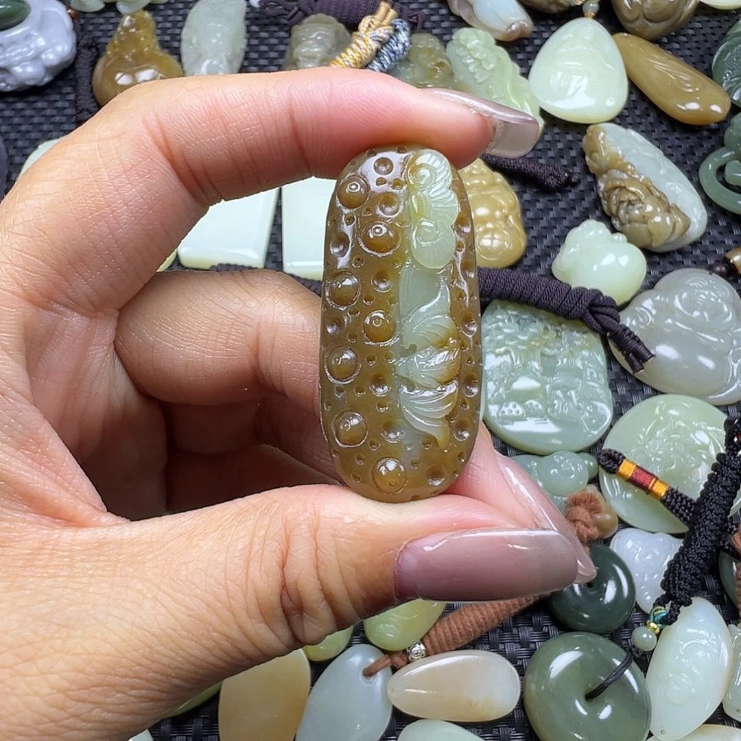 和田玉未镶嵌吊坠(不含链)卡45