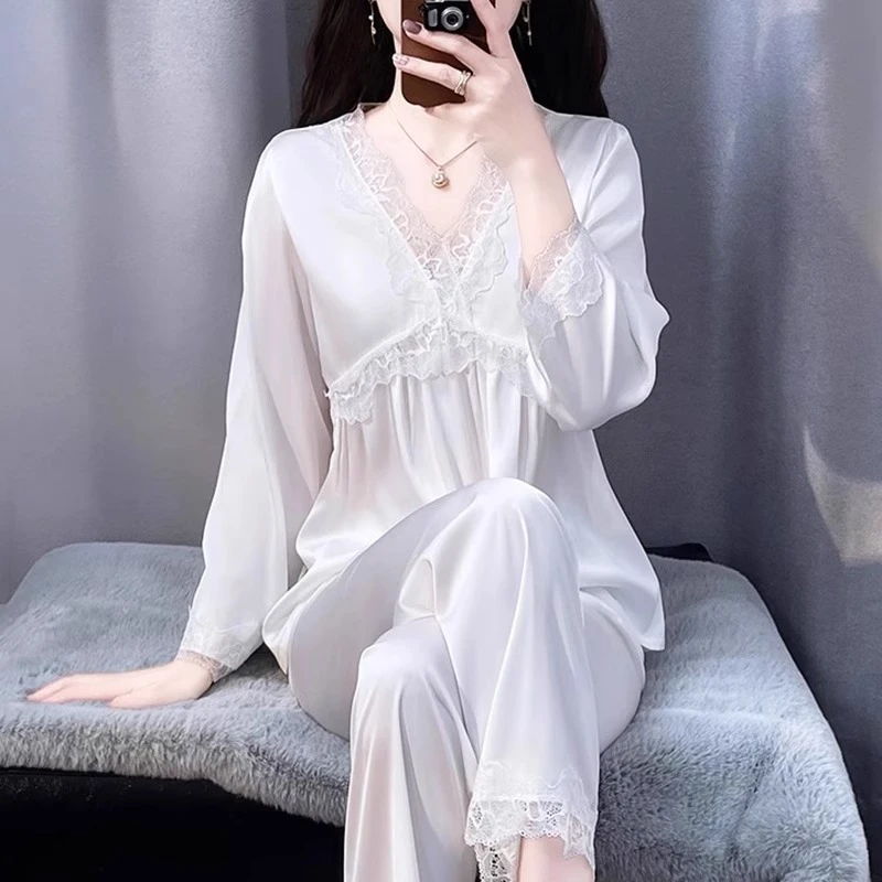 tpvl2025新款V领蕾丝边睡衣女春秋长袖白色简约可外穿家居服套头