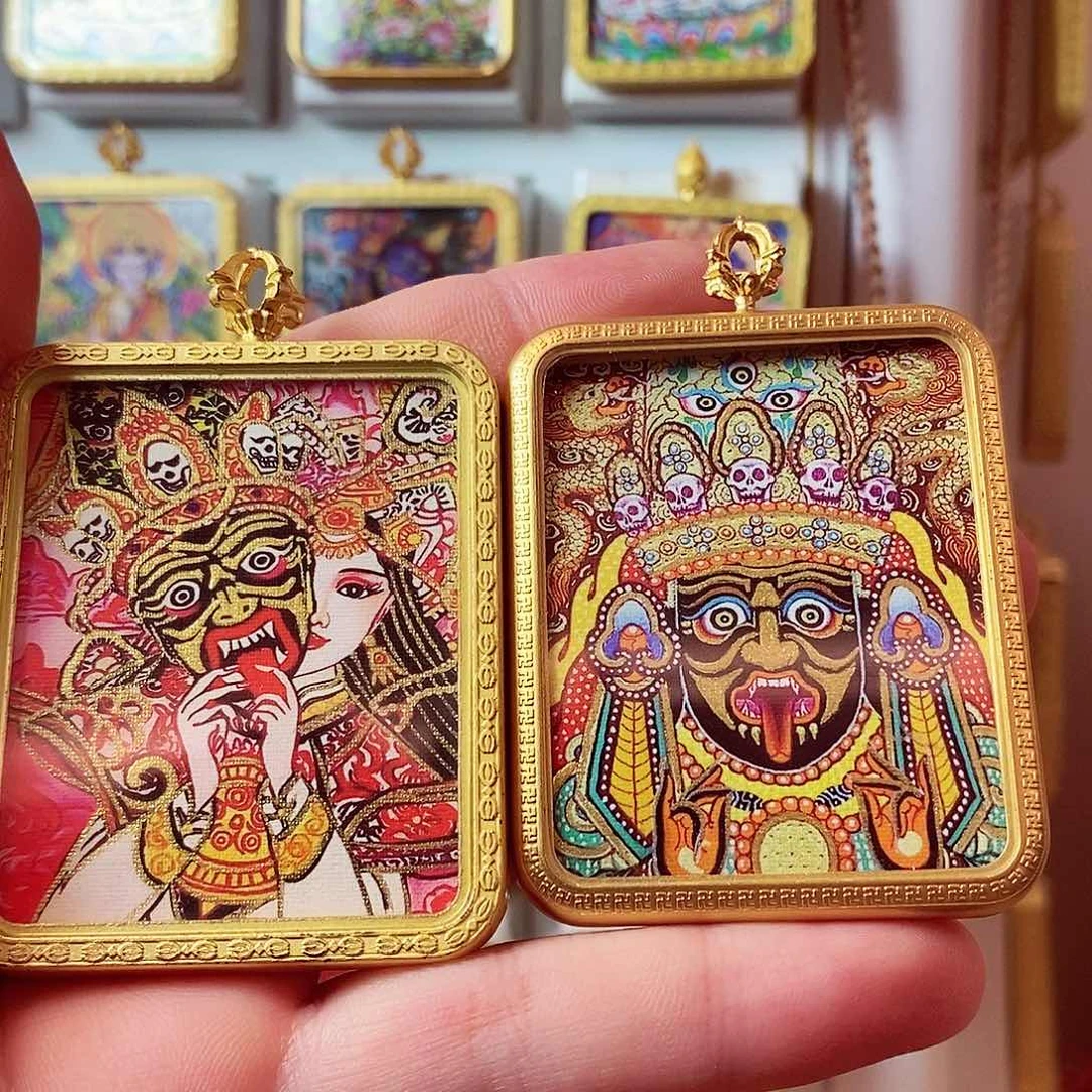 吊坠n****倪扎基拉姆