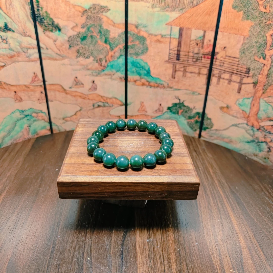 G和田玉且末湖水绿带糖圆珠手串（卡10）0148