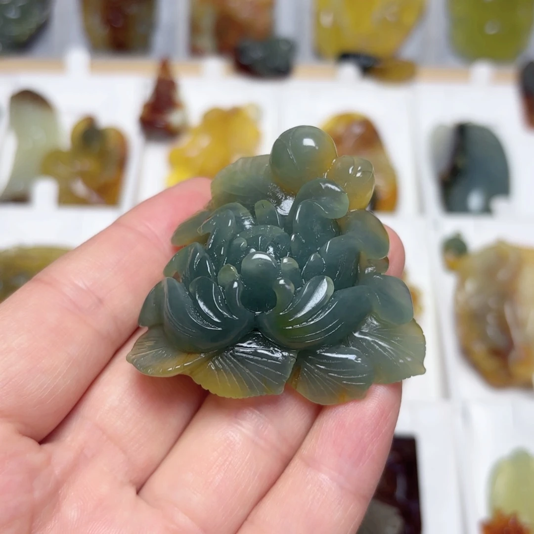蛇纹石玉未镶嵌吊坠(不含链)