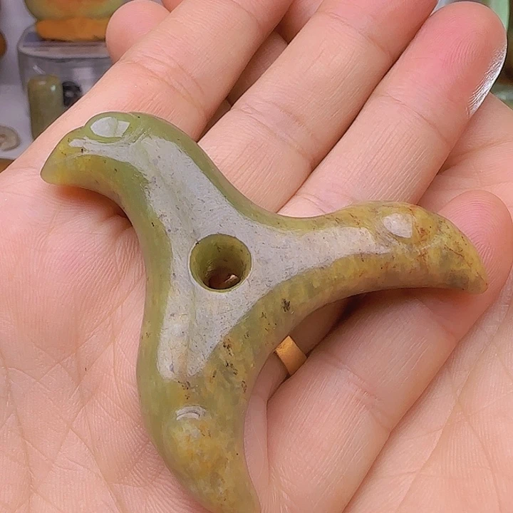 和田玉（糖玉）未镶嵌颈饰