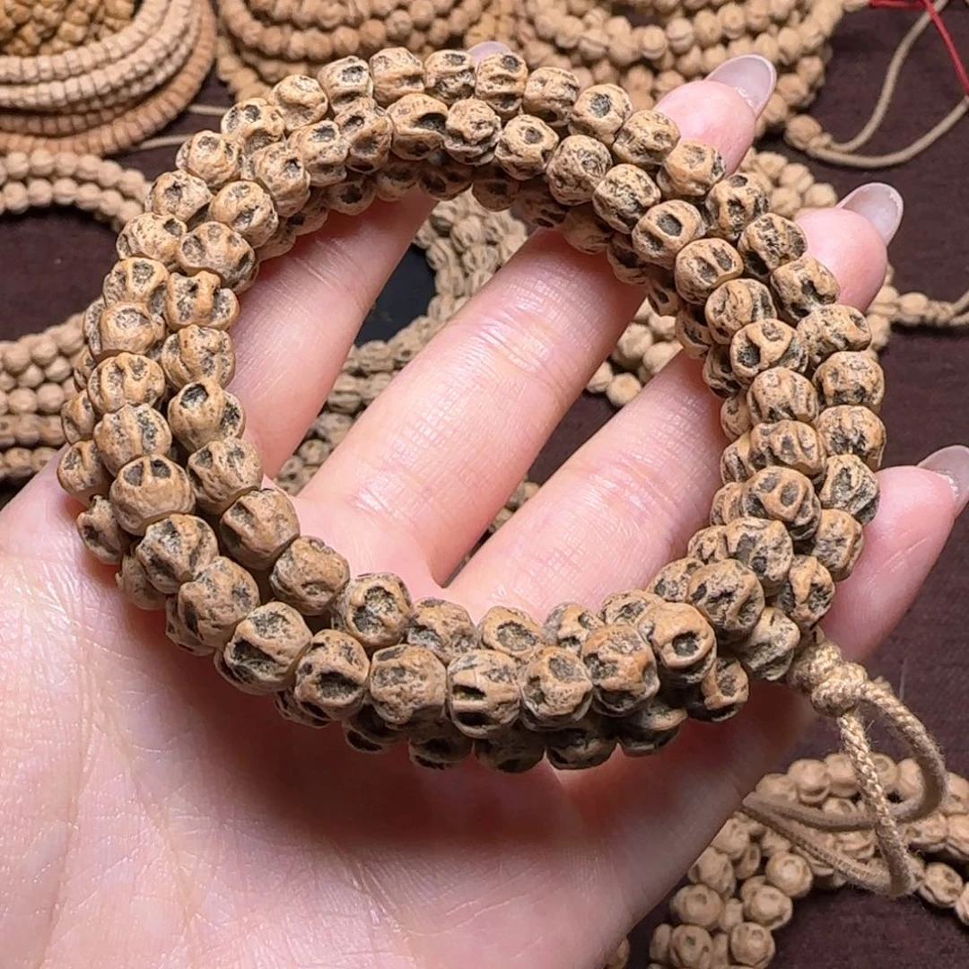 柏香籽/百香籽手串苏***拍