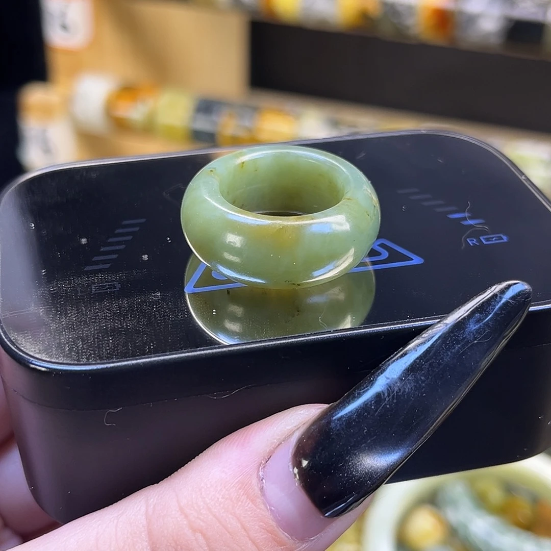 蛇纹石玉未镶嵌戒指16.9