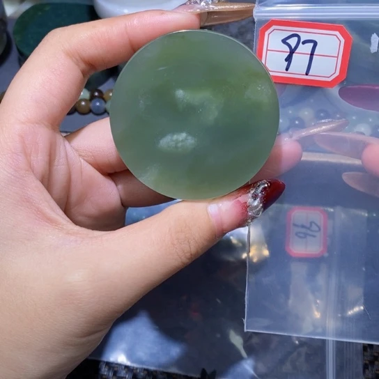 和田玉和田玉边角料随机发未镶嵌