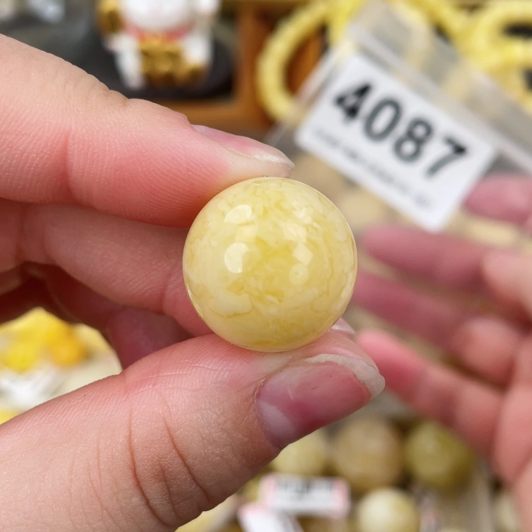 蜜蜡未镶嵌珠宝奇石18.7