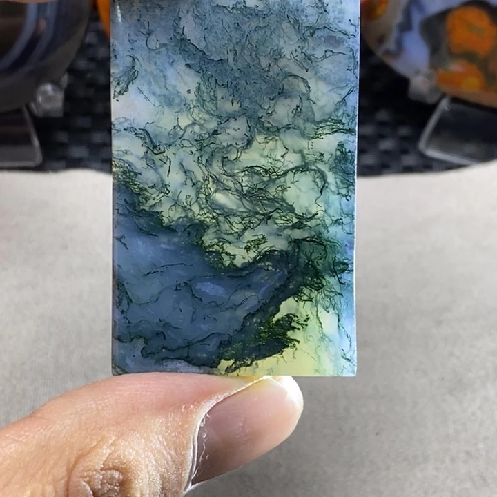 玛瑙/玉髓颈饰未镶嵌运***达