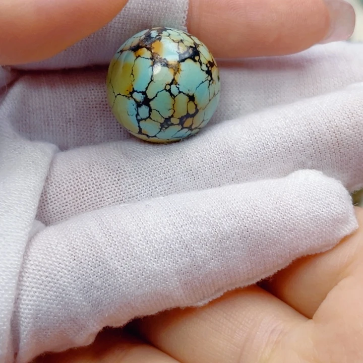 绿松石未镶嵌饰品