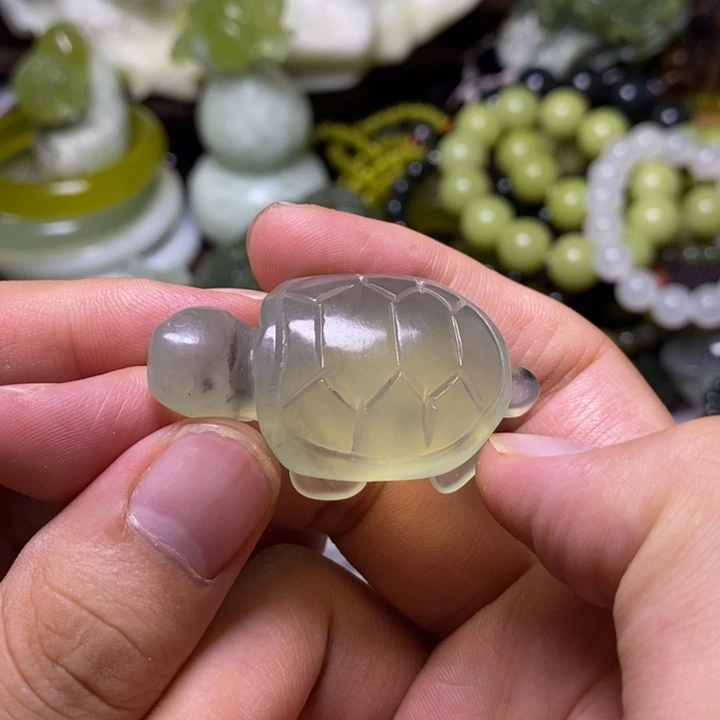 未镶嵌岫玉岫玉颈饰