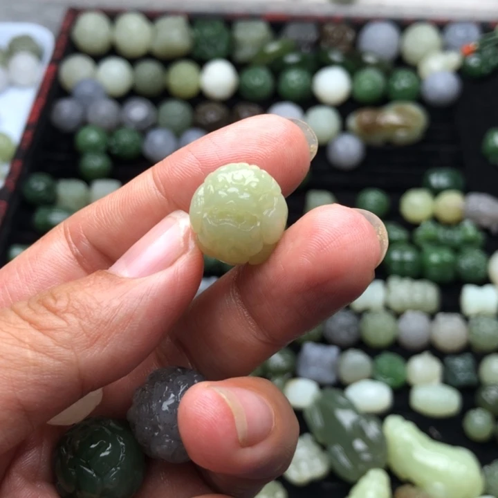 【闪购商品】和田玉未镶嵌颈饰来**长