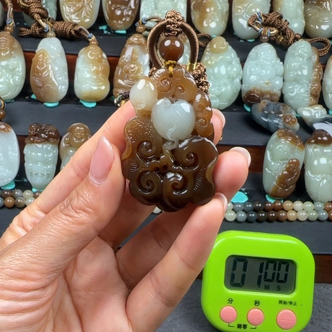 和田玉未镶嵌挂件深***张