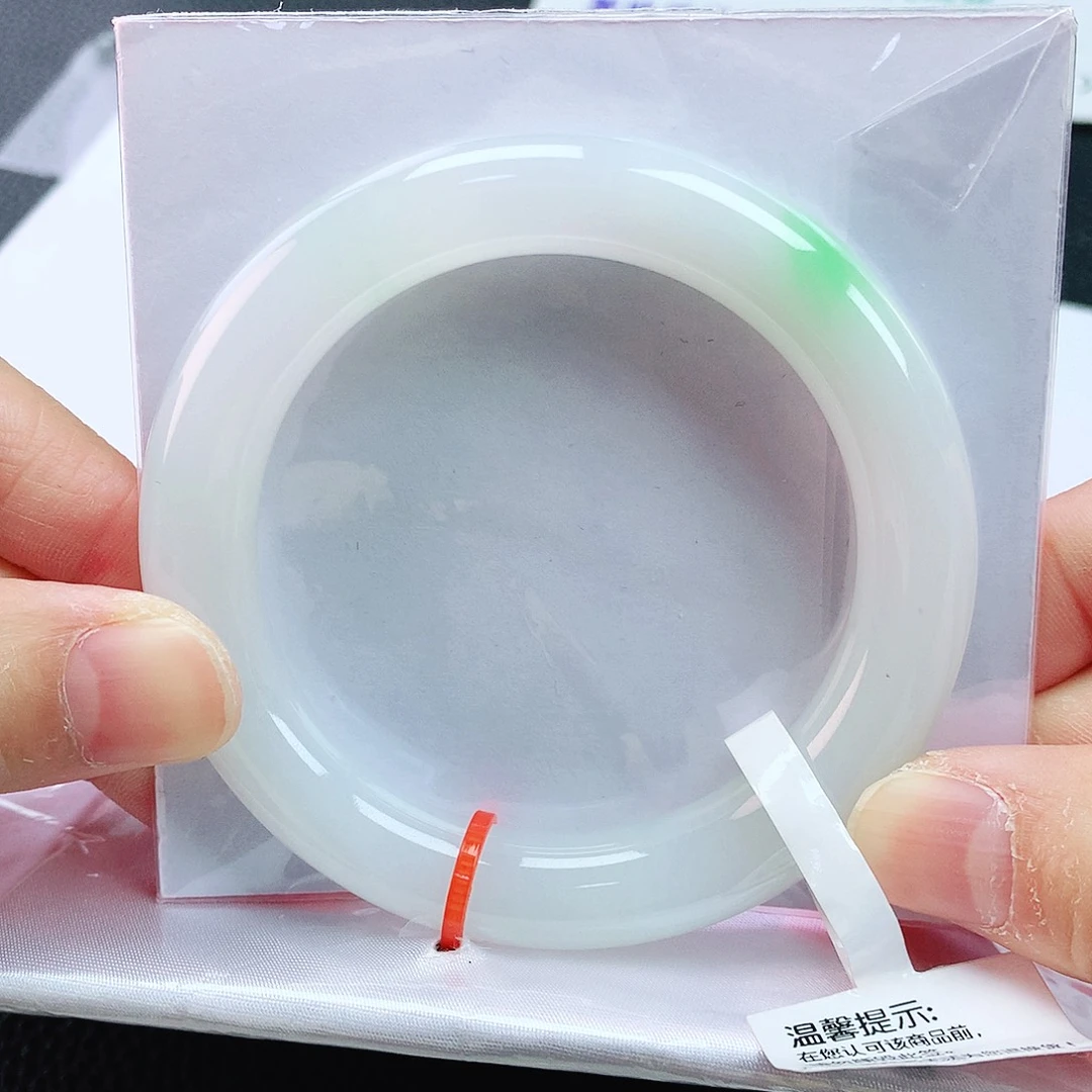 翡翠手镯未镶嵌52胖
